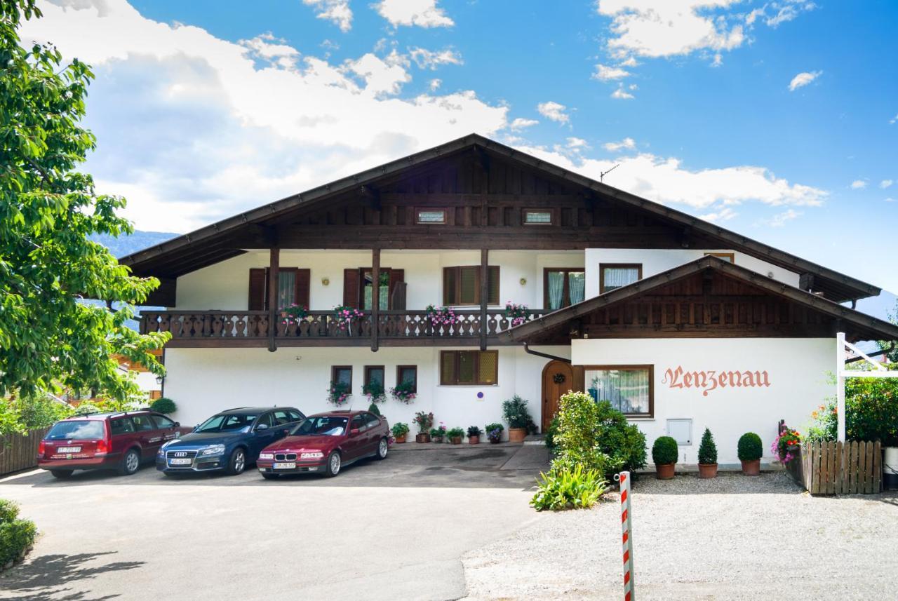 Lenzenau Aparthotel 2*