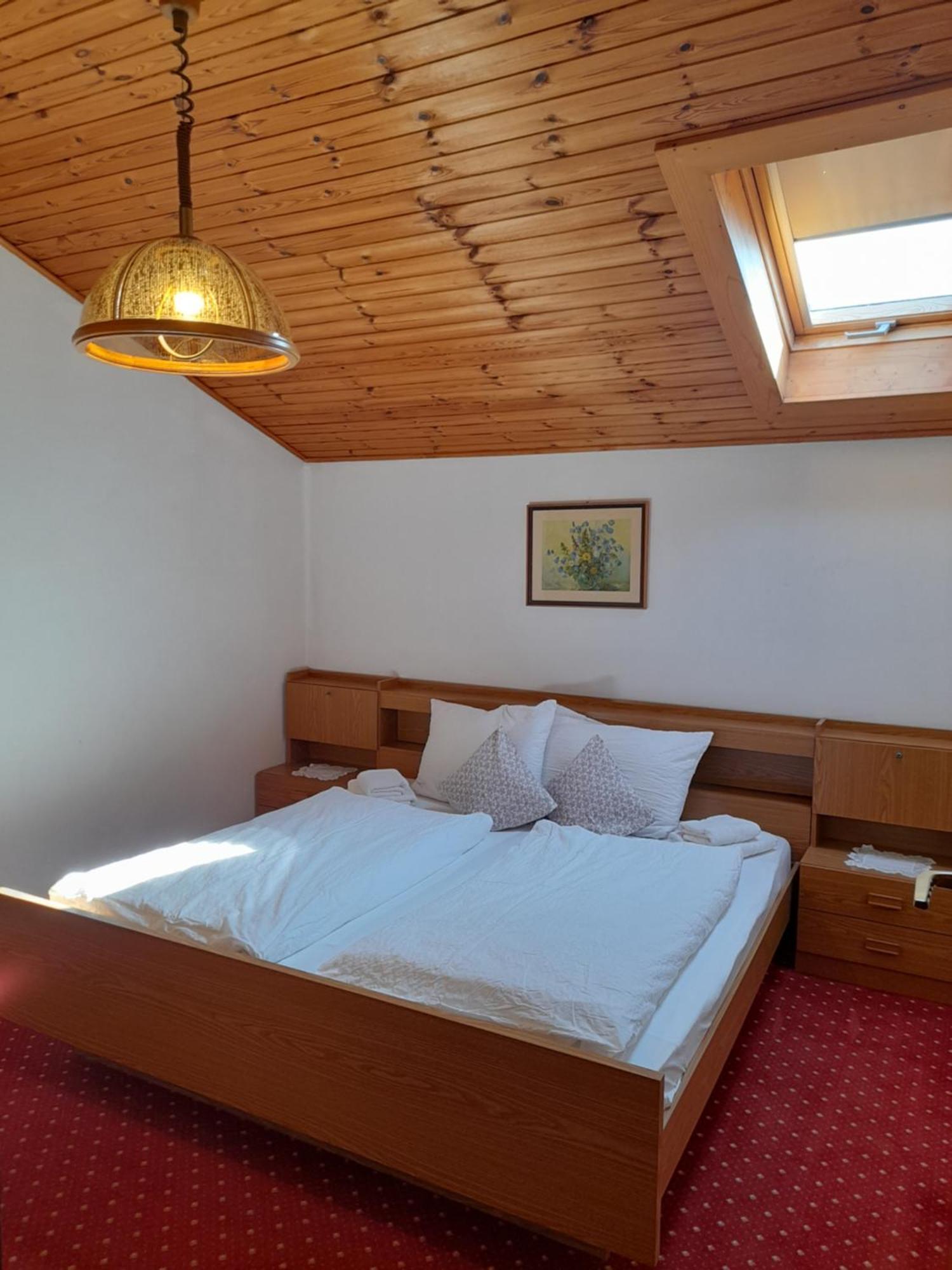 Lenzenau Aparthotel 2*
